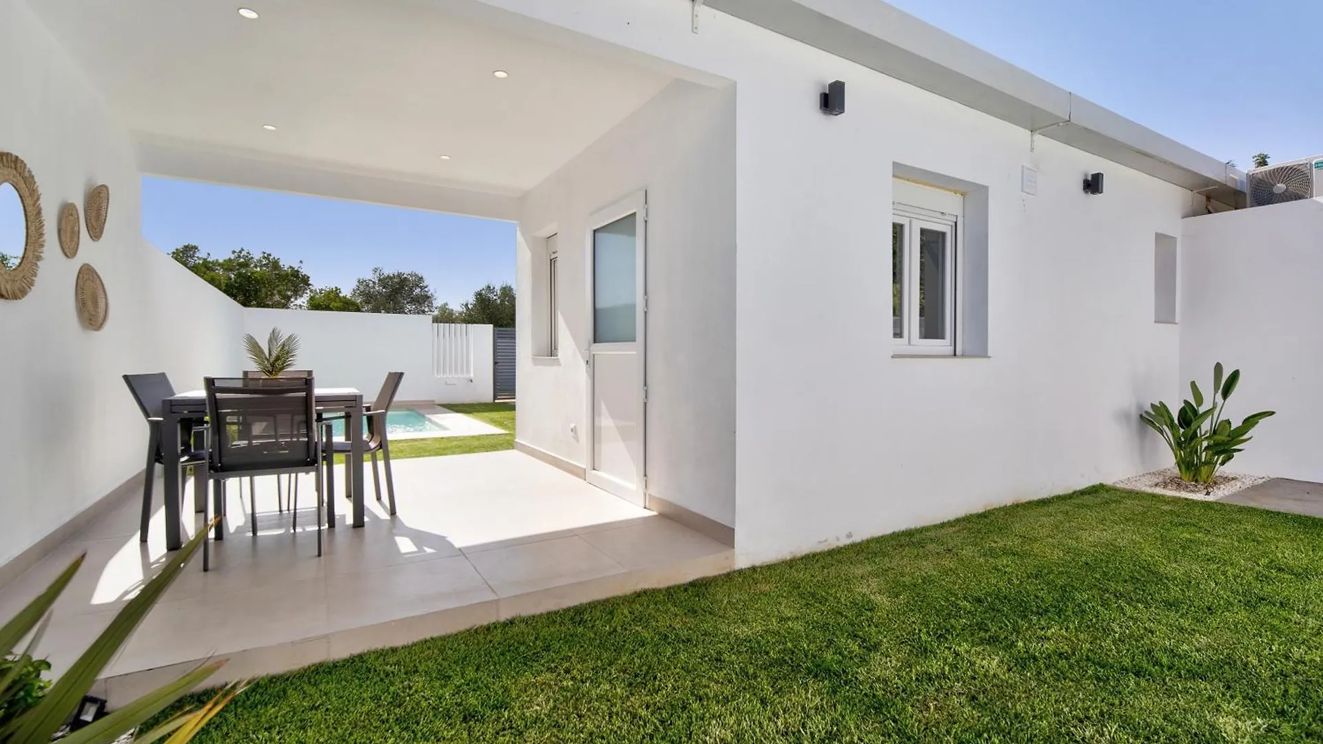 Holiday home Meraki3-Picina Cubierta Climatizada Chiclana de la Frontera Spain